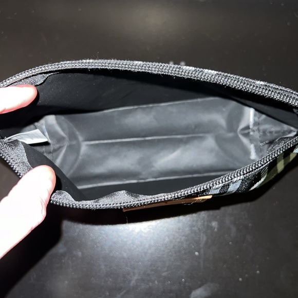 Plaid Bag - Picture 7 of 9